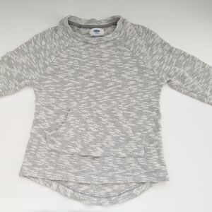 Old Navy Girls' (Size 8/Medium) Gray & White Cozy Sweater/Sweatshirt